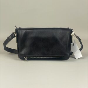 Cuero Solapa Volcada Negro